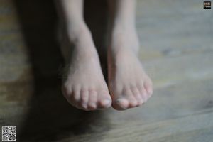 [Simu] Feature Collection TX005 Sister Hua "Les plus beaux pieds les plus forts"