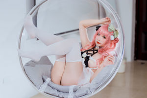 [COS phúc lợi] Blogger anime Jiuqu Jean - em gái tóc hồng