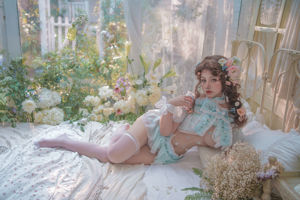 [Net Celebrity COSER Photo] A Smile and Fragrance Photo-Princess Pea