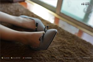Silk Foot Bento 135 model baru momo "OL Sutra Abu-abu di Sepatu Datar" [IESS Aneh Menarik]
