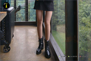 [IESS Pratt & Whitney-collectie] 088 Model Jingjing "Korte laarzen interessant (geen close-up)"
