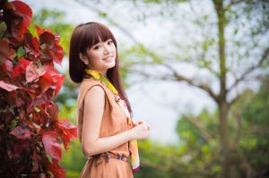 Taiwan model Lin Gangyi Didy "Small Fresh 3 Dresses" Photo Collection