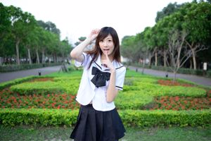 Taiwan beauty Queena Lin Mojing "Uniform Temptation" photo collection